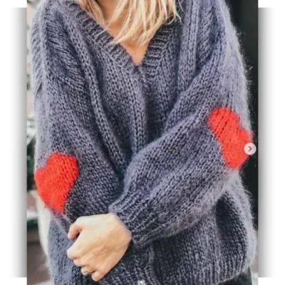 Cвитер Love is - barbie.nika