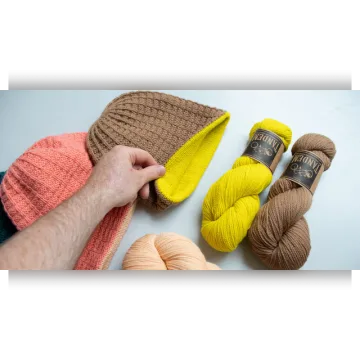 Двухслойная шапка спицами Woolly Waffle - Stephen West