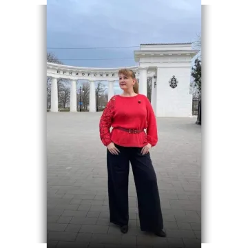 Джемпер Сакура - Юлия Быченко
