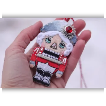 Елочная игрушка Щелкунчик