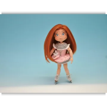 Фигуристка Алина. Вязание крючком