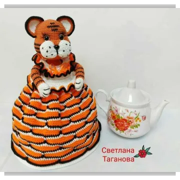 Грелка на чайник Тигрица