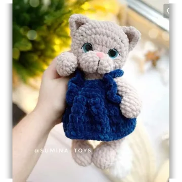 Кошечка София+наряда