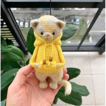 Кот в худи