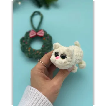 Котик в веночке