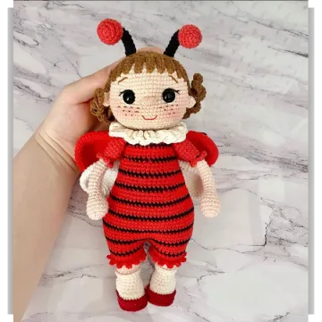 Куколка Божья Коровка