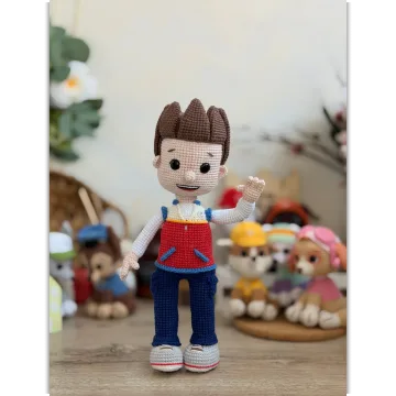 Мальчик кинолог