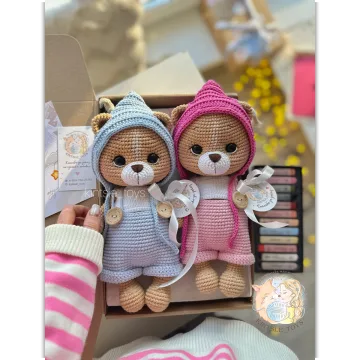 Мишка в капюшоне