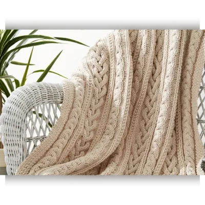 Плед Braided Cables Knit Throw - Yarnspirations Design Studio