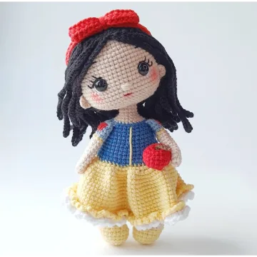 Принцесса с яблоком