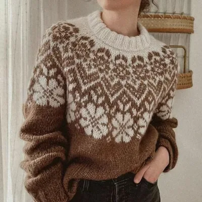Пуловер с жаккардовой цветочной кокеткой Bloom Pullover - Brianna Mason