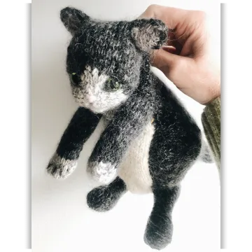 Сидящий котёнок спицами Sitting Kitten