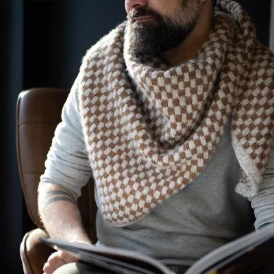 Стильная шаль унисекс Squaropolis - Maxim Cyr