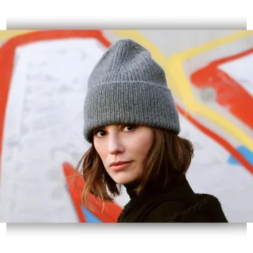 Стильная шапка-унисекс спицами Streetstyler - Sascha Knits