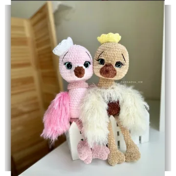 Страус и фламинго