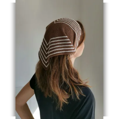 Вязаная спицами косынка I Love Stripes - Susanne Müller