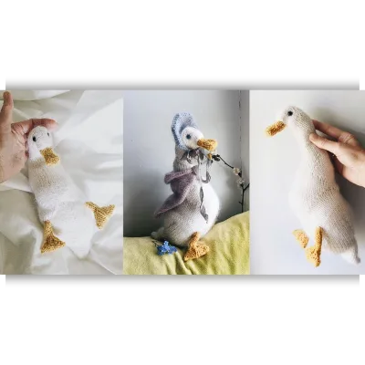 Вязаная утка спицами Lady Duck - Claire Garland