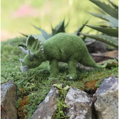 Вязаный спицами динозавр трицератопс Triceratops - Вяжи.ру
