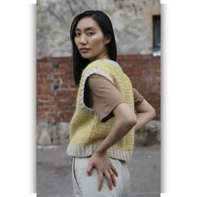 Вязаный спицами жилет Yu - Valerie Ng