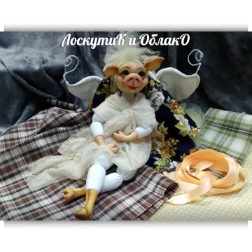 Хрюшечка в рюшечках