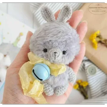 Зайчик Ушастик