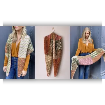Жаккардовая шаль спицами Scout Shawl - Florence Spurling