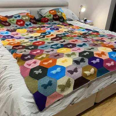 Жаккардовый плед с бабочками Butterfly Patchwork Quilt - Dee Hardwicke